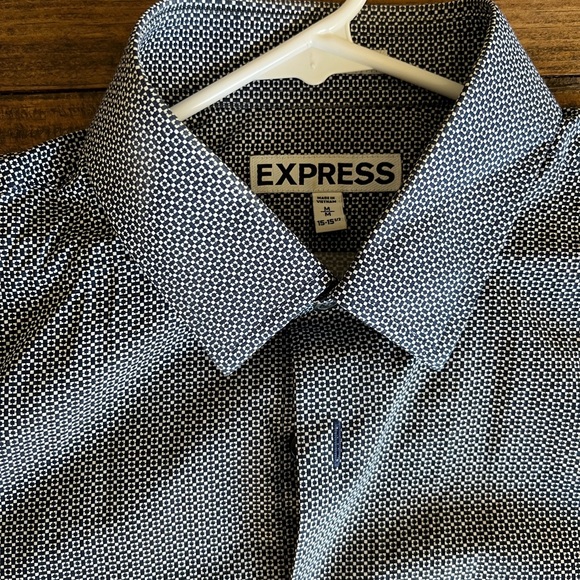 Express Other - Mens Express slim fit dress shirt